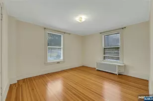 16 Mountain Ave, Montclair, NJ 07042 - Photo 23