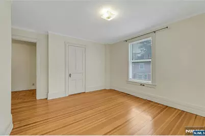 16 Mountain Avenue, Montclair, NJ 07042 - Photo 25