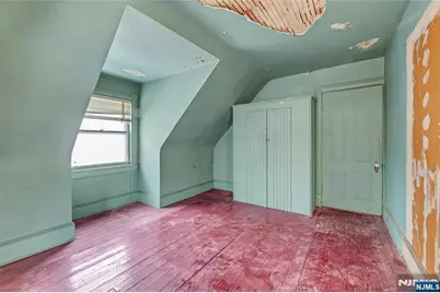 16 Mountain Avenue, Montclair, NJ 07042 - Photo 37