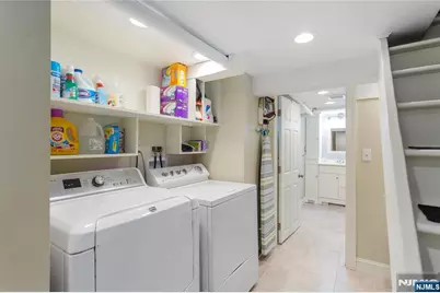 256 Raymond Street, Hasbrouck Heights, NJ 07604 - Photo 29
