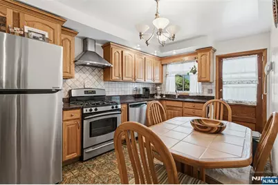 78 E Almira Street, Bloomfield, NJ 07003 - Photo 5