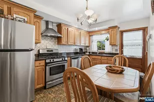 78 E Almira St, Bloomfield, NJ 07003 - Photo 5