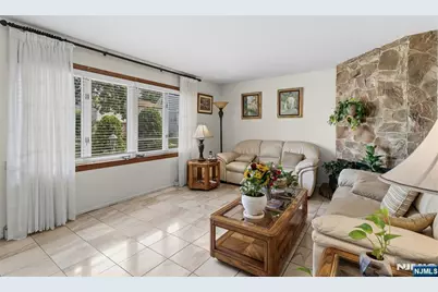 78 E Almira Street, Bloomfield, NJ 07003 - Photo 3