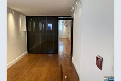 17 Hilliard Avenue Ground Floor #Ground Floor, Edgewater, NJ 07020 - Photo 7