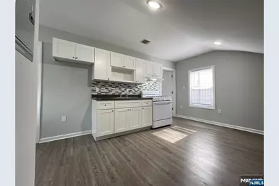 37 12th Avenue 3 #3, Paterson, NJ 07501 - Photo 3