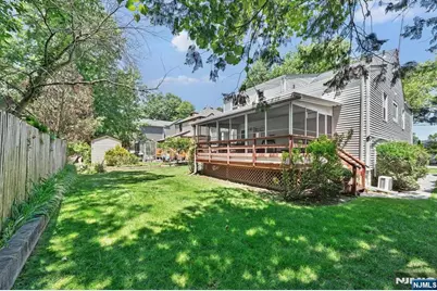 250 Briarcliffe Road, Teaneck Township, NJ 07666 - Photo 25