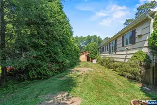 10 Allendale Rd, Saddle River, NJ 07458 - Photo 17