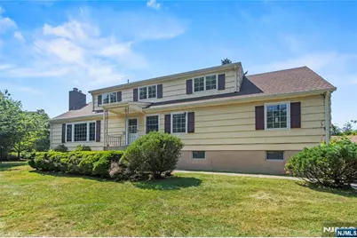 10 Allendale Road, Saddle River, NJ 07458 - Photo 1