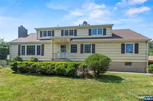 10 Allendale Rd, Saddle River, NJ 07458 - Photo 3