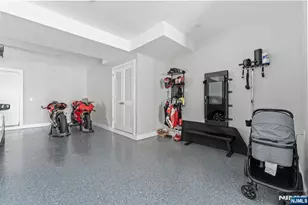 335 Virginia Ave 2, Jersey City, NJ 07304 - Photo 37