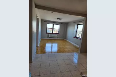 2401 Bergenline Avenue, Union City, NJ 07087 - Photo 7