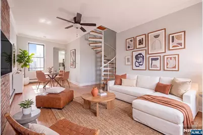 133 Grand Street 401 #401, Jersey City, NJ 07302 - Photo 1
