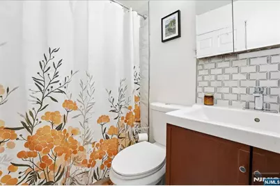 133 Grand Street 401 #401, Jersey City, NJ 07302 - Photo 17