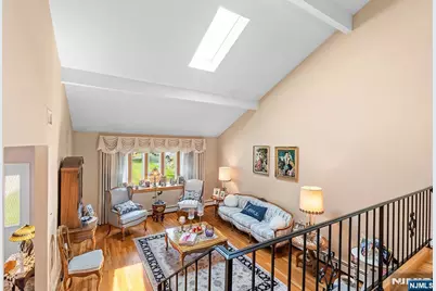 2 Violet Court, Bergenfield, NJ 07621 - Photo 9