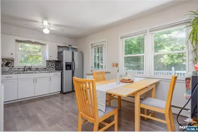 39 Broadway, West Milford, NJ 07480 - Photo 9