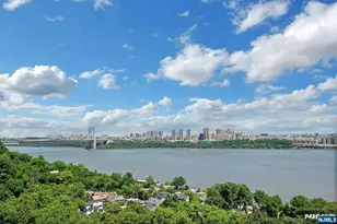 4 Horizon 805, Fort Lee, NJ 07024 - Photo 15