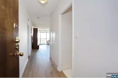 5 Horizon 1803 #1803, Fort Lee, NJ 07024 - Photo 9