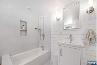 979 Salem Lane, Ridgewood, NJ 07450 - Photo 15