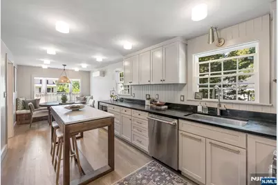 979 Salem Lane, Ridgewood, NJ 07450 - Photo 9