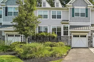 24 Pineview Dr, Waldwick, NJ 07463 - Photo 1