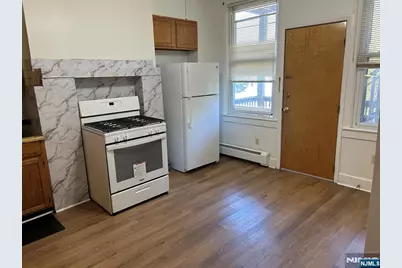 139 Johnston Avenue 3 #3, Kearny, NJ 07032 - Photo 1