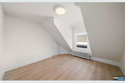 8 Cooper Place 3rd Fl #3rd Fl, Weehawken, NJ 07086 - Photo 3