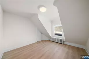 8 Cooper Pl 3rd Fl, Weehawken, NJ 07086 - Photo 3