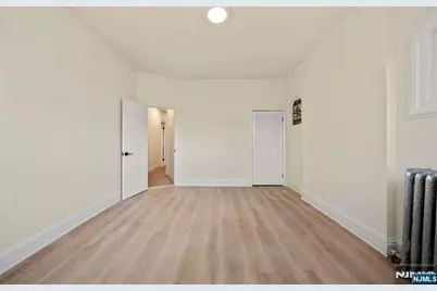 8 Cooper Place 2nd Fl #2nd Fl, Weehawken, NJ 07086 - Photo 7