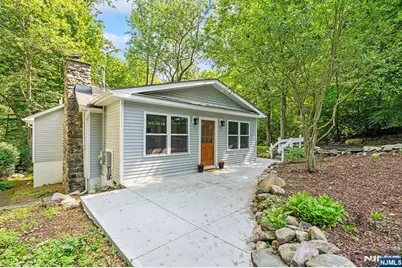 39 Old Road, Ringwood, NJ 07456 - Photo 3