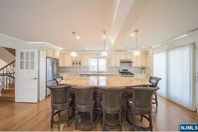 72 Brinkerhoff Terrace 2nd Fl #2nd Fl, Palisades Park, NJ 07650 - Photo 7