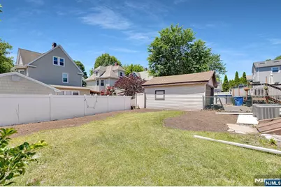 25 Riverview Avenue, Rutherford, NJ 07070 - Photo 47