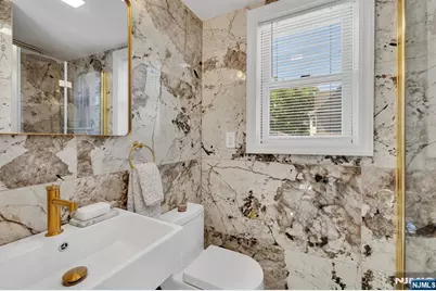 25 Riverview Avenue, Rutherford, NJ 07070 - Photo 27