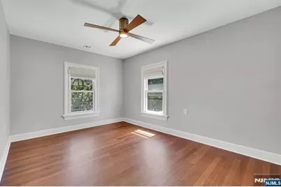 25 Riverview Avenue, Rutherford, NJ 07070 - Photo 33