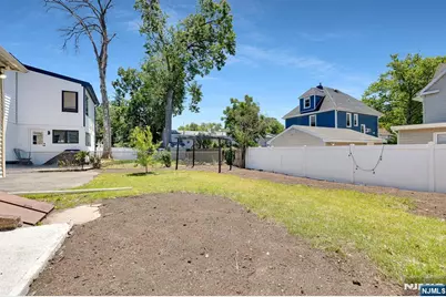 25 Riverview Avenue, Rutherford, NJ 07070 - Photo 49