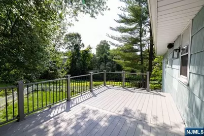 138 Grant Avenue, Cresskill, NJ 07626 - Photo 17