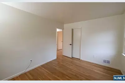138 Grant Avenue, Cresskill, NJ 07626 - Photo 13
