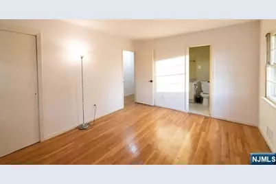 138 Grant Avenue, Cresskill, NJ 07626 - Photo 9