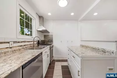 19 Intervale Road, Teaneck Township, NJ 07666 - Photo 3
