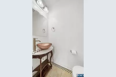 19 Intervale Road, Teaneck Township, NJ 07666 - Photo 5
