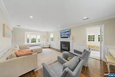 109 Windsor Road, Tenafly, NJ 07670 - Photo 9