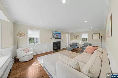 109 Windsor Road, Tenafly, NJ 07670 - Photo 7