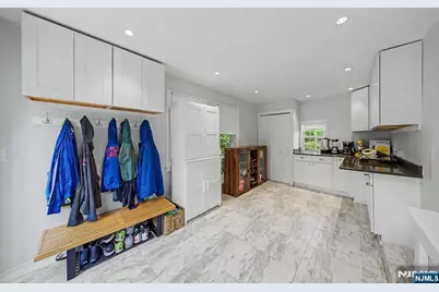 109 Windsor Road, Tenafly, NJ 07670 - Photo 19