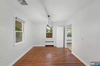 160 Magnolia Avenue, Cresskill, NJ 07626 - Photo 11