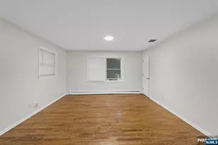 160 Magnolia Ave, Cresskill, NJ 07626 - Photo 7