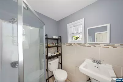 256 Fycke Lane, Teaneck Township, NJ 07666 - Photo 19