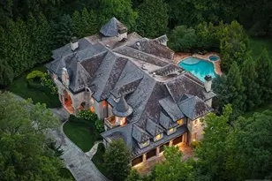 7 Buckingham Dr, Alpine, NJ 07620 - Photo 3