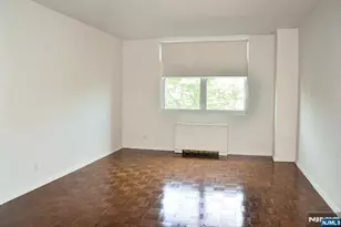 2200 N Central Road 5-W, Fort Lee, NJ 07024 - Photo 11