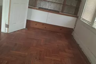 19 Bayview 2, Newark, NJ 07112 - Photo 7