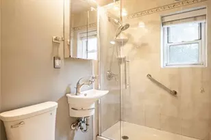 1575 Center Ave 2C, Fort Lee, NJ 07024 - Photo 17