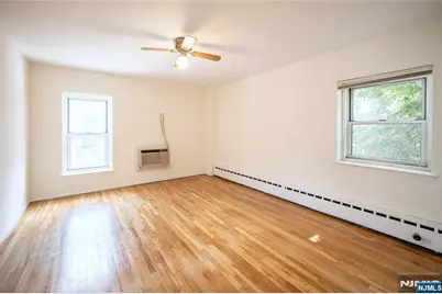 1575 Center Avenue 2C #2C, Fort Lee, NJ 07024 - Photo 13